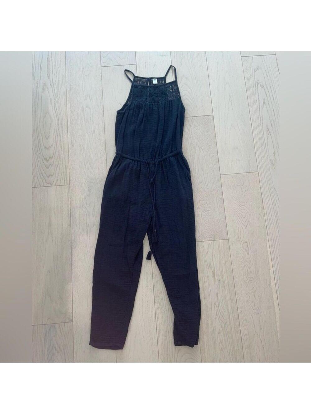 Old Navy Black Romper with Lace Detail Size Small
